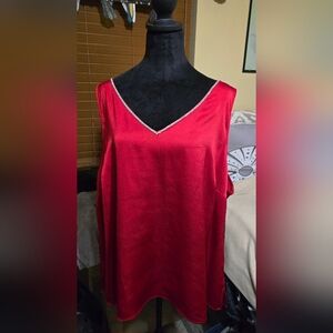 (I) Vince Camuto 3x Sleeveless Red Satin V-Neck Tank Trimmed With Rhinestones